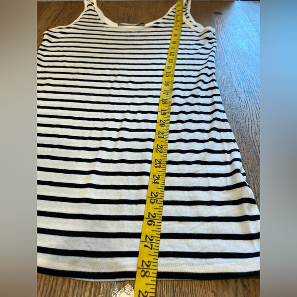 Oui Black & White Striped Tank Top - Size 4 - Picture 5 of 9